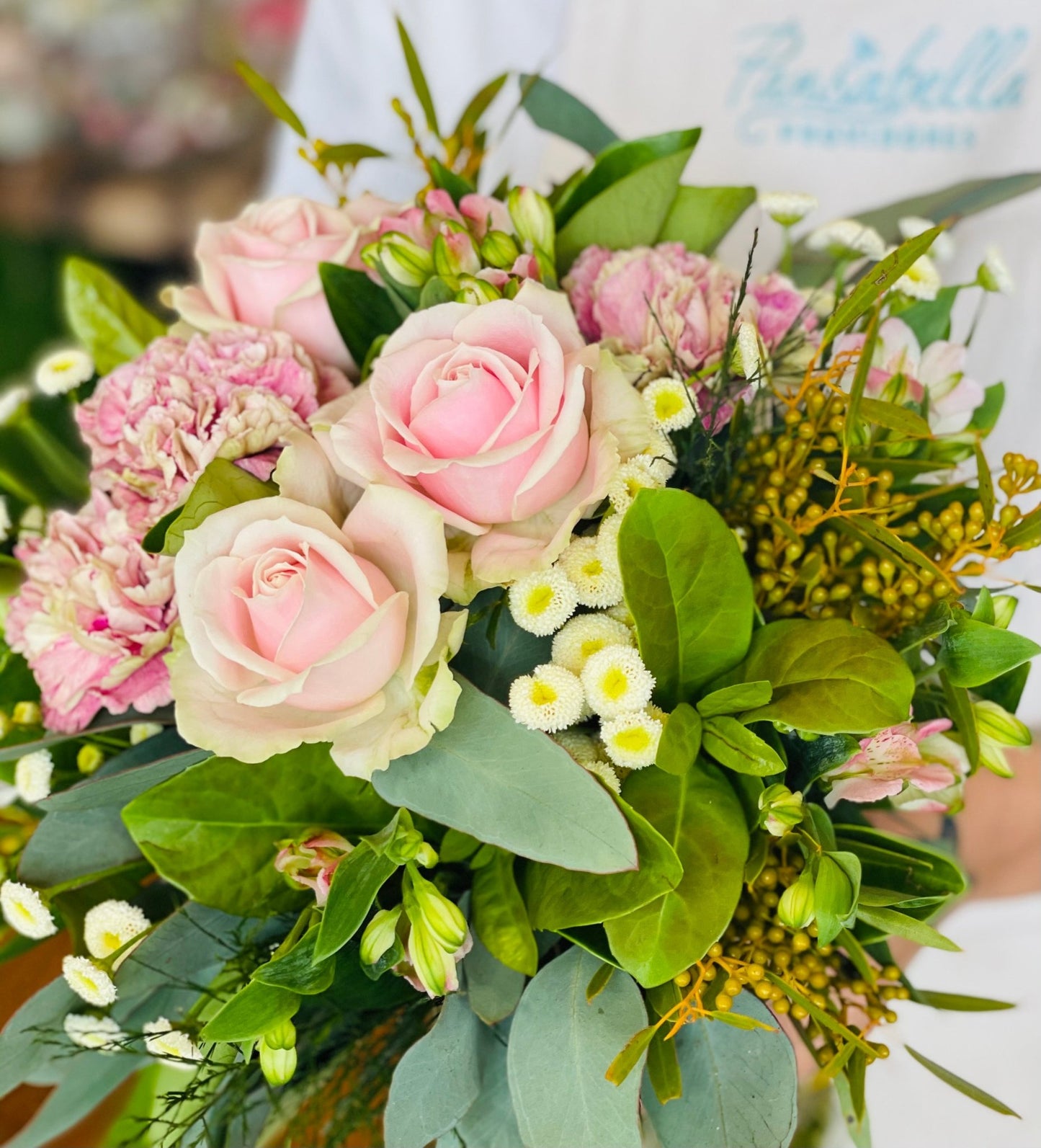 Pinks and whites bouquet - Wild Pansi