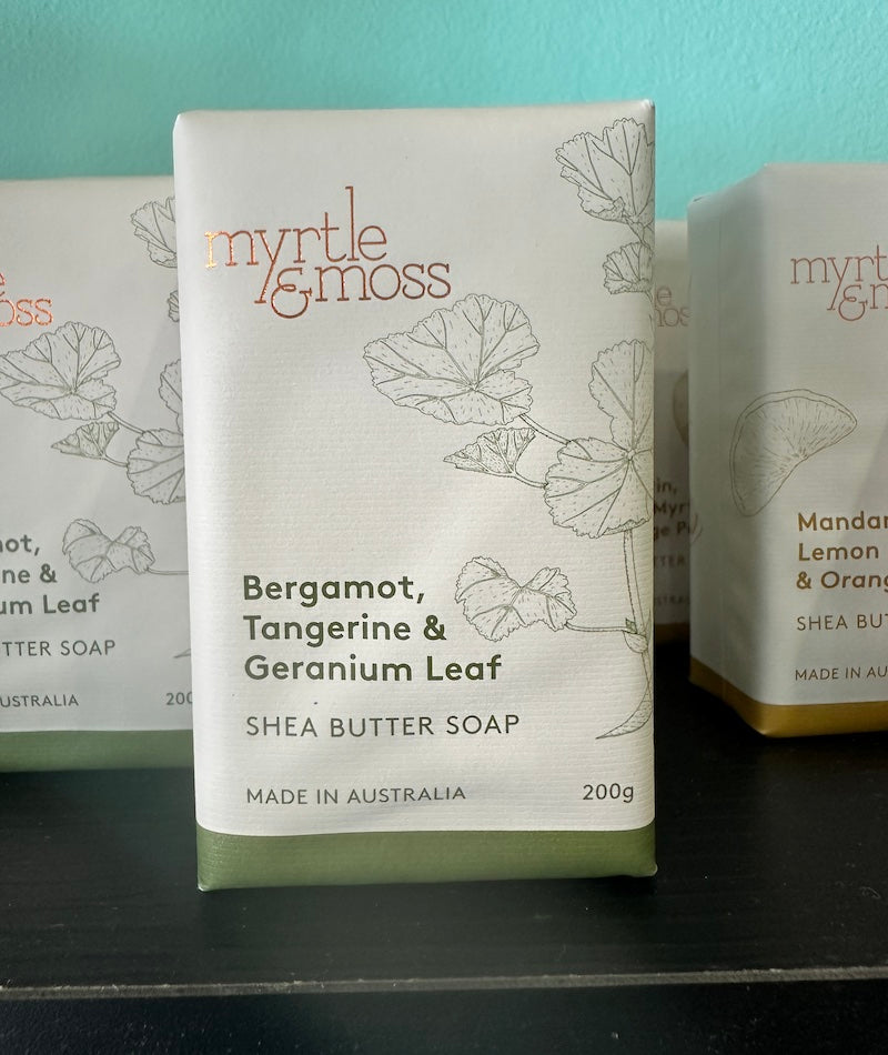 Myrtle & Moss soap - Wild Pansi 